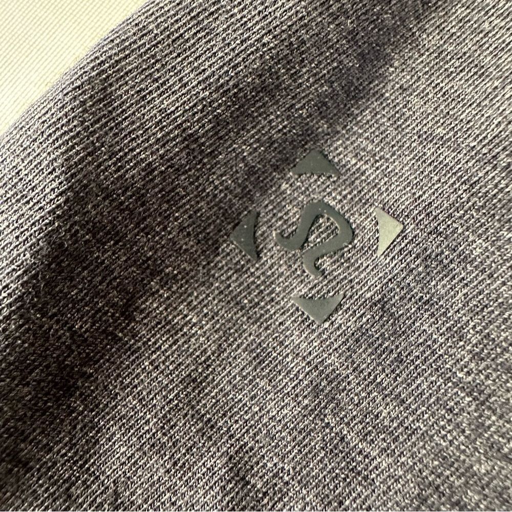 Lululemon Training Short Sleeve Shirt heathered blue slim fit Crewneck tee med - Picture 5 of 6